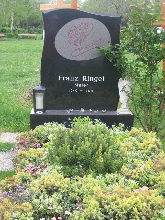 Grab von Franz Ringel, Maler 1940-2011