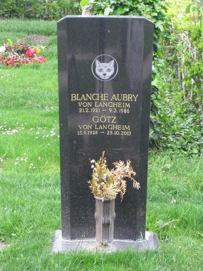 Grab von Blanche Aubry, Schauspielerin 1921-1986