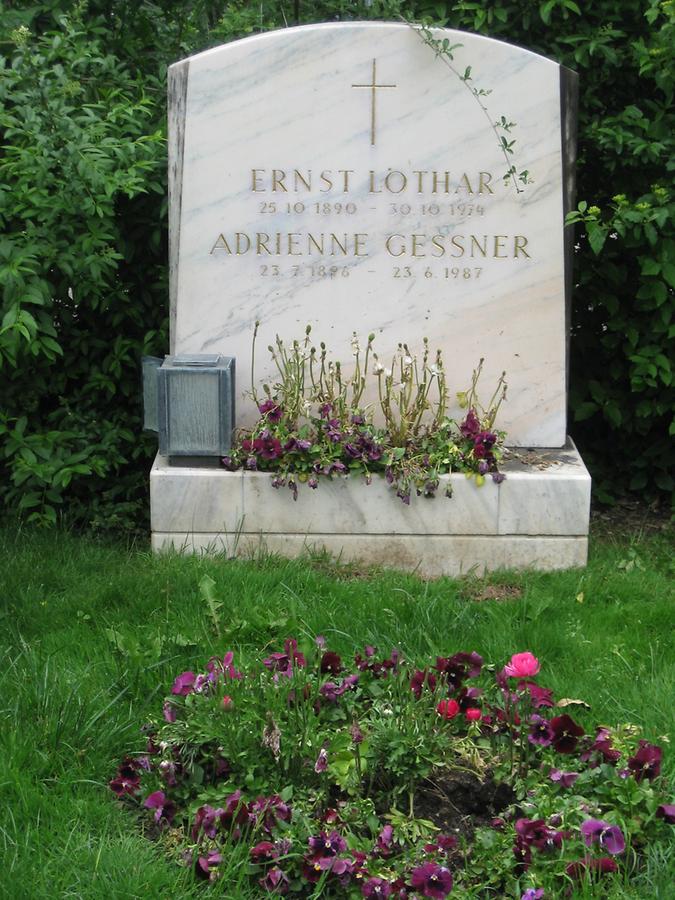 Grab von Adrienne Gessner und Ernst Lothar, Schauspieler 1896-1987 1890-1974