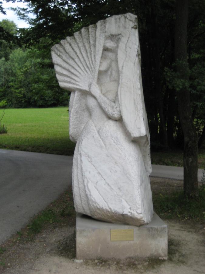 Sisi-Denkmal von Ulrike Truger