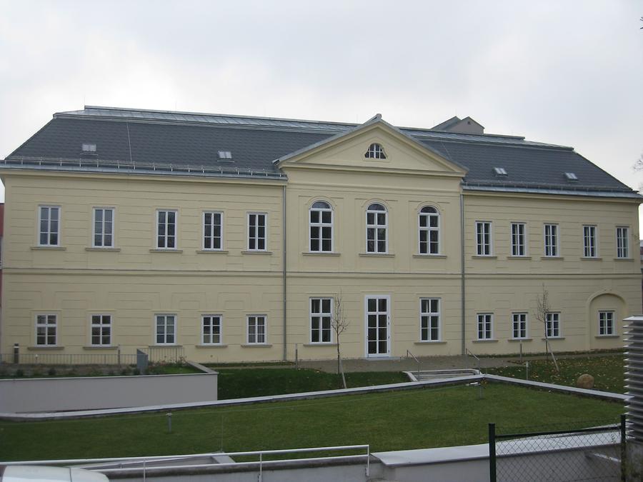 Kardinal König-Bildungshaus ehem. 'Jagschloss'