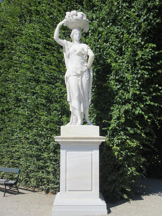 'Priesterin des Ceres' Statue von J. B. Hagenauer