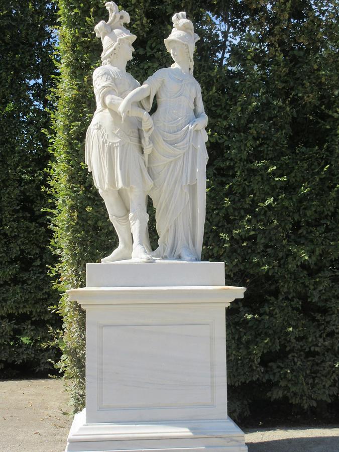 'Mars und Minerva' Statue von V. Königer 'Mars und Minerva' Statue von V. Königer