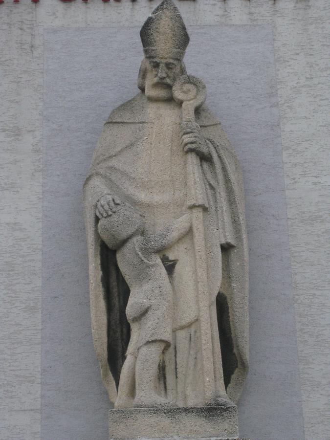 Wandstatue 'Hl. Nikolaus' von Anton Endstorfer 1936