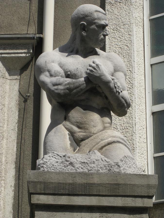 Skulptur 'Männliche Figur'