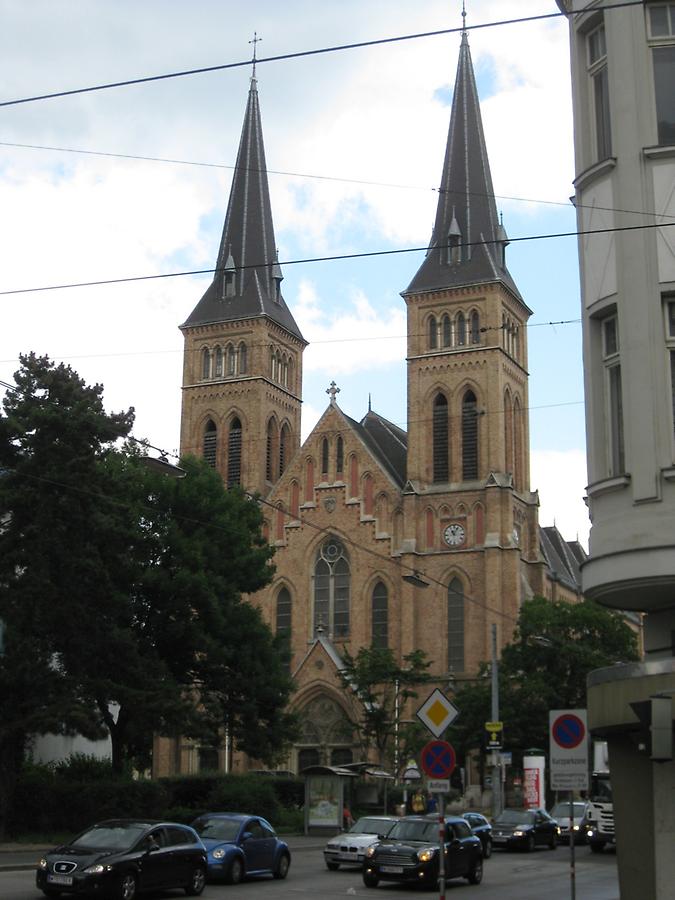 Kirche 'Zur Heiligen Familie'