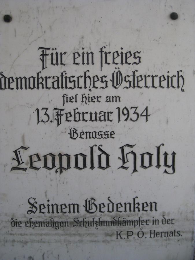 Leopold Holy Gedenktafel