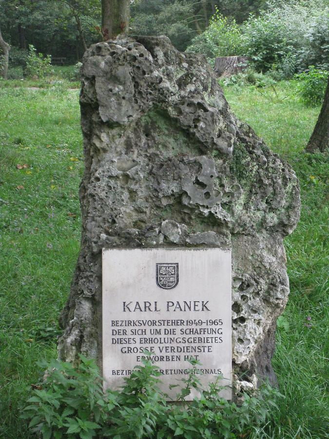 Karl Panek Gedenkstein
