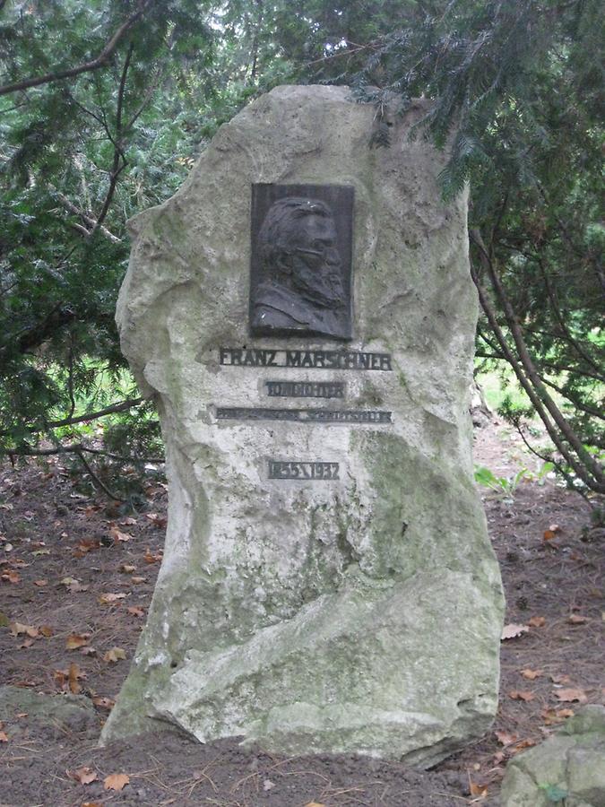 Franz Marschner Denkmal