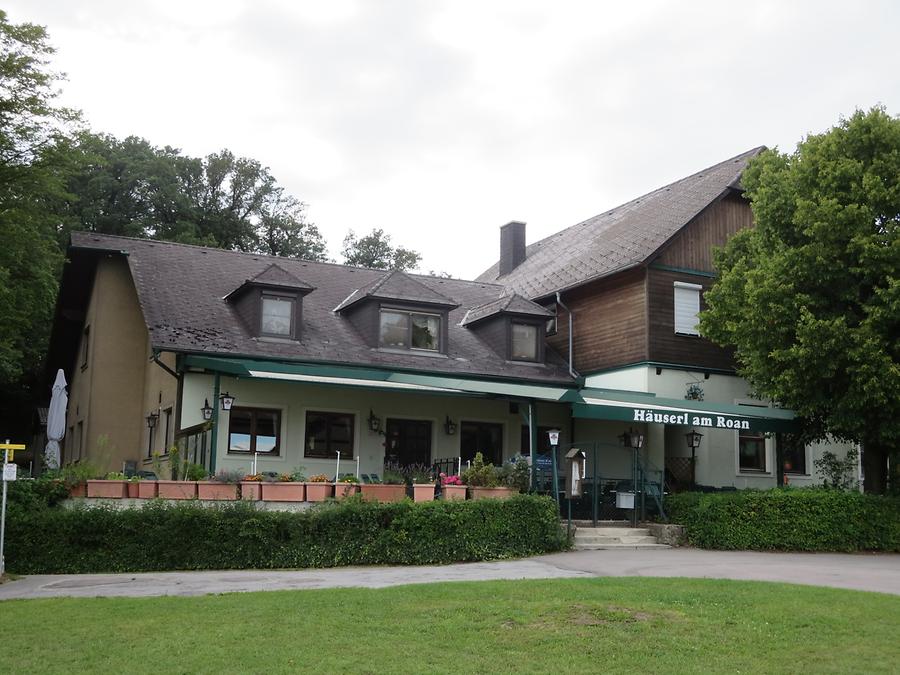 Häuserl am Roan
