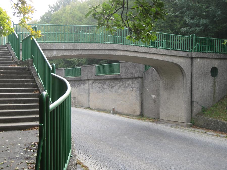 Höhenstraßenbrücke zwischen Kahlenberg und Schönstatt