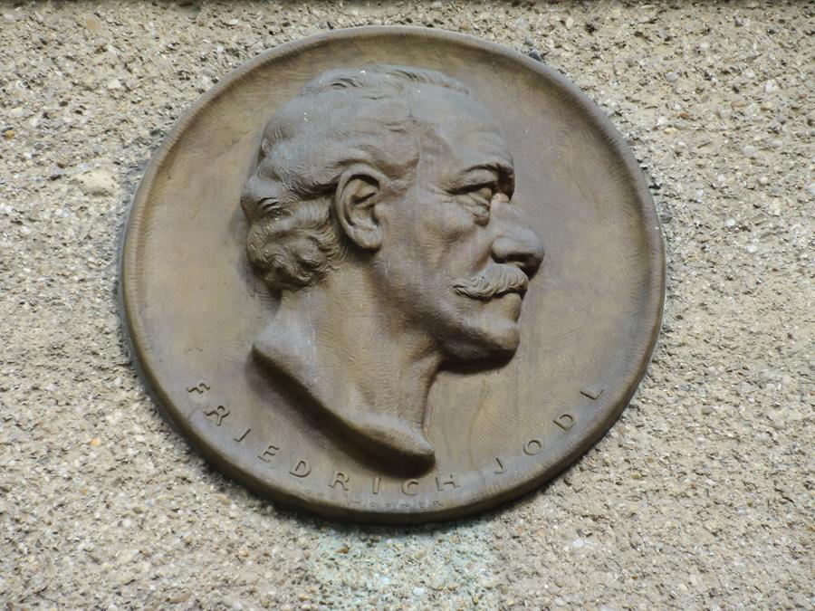 Friedrich Jodl Gedenktafel