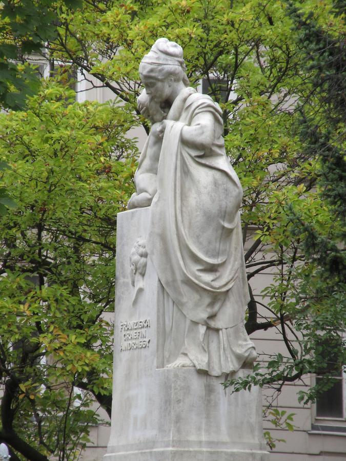 Franziska Gräfin Andrassy Denkmal