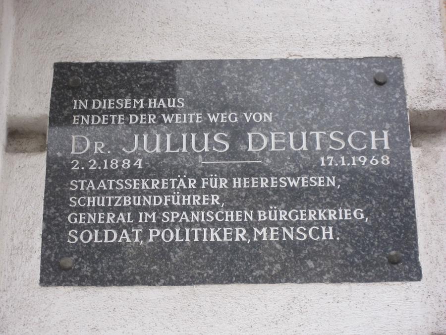 Julius Deutsch Gedenktafel