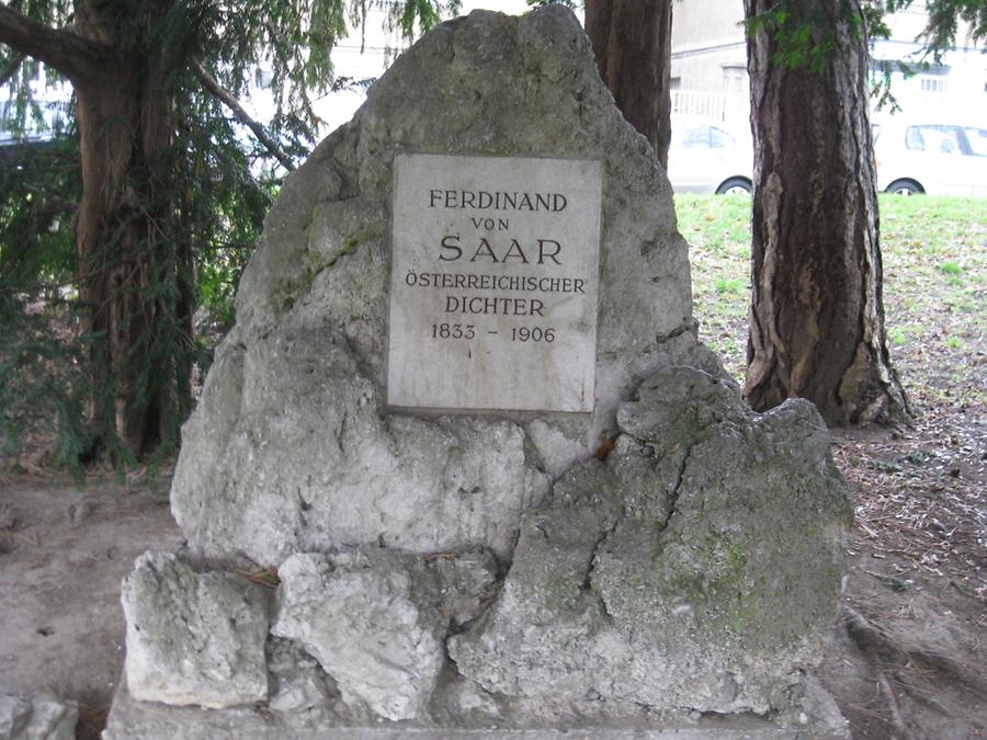 Ferdinand von Saar Gedenktafel auf Gedenkstein