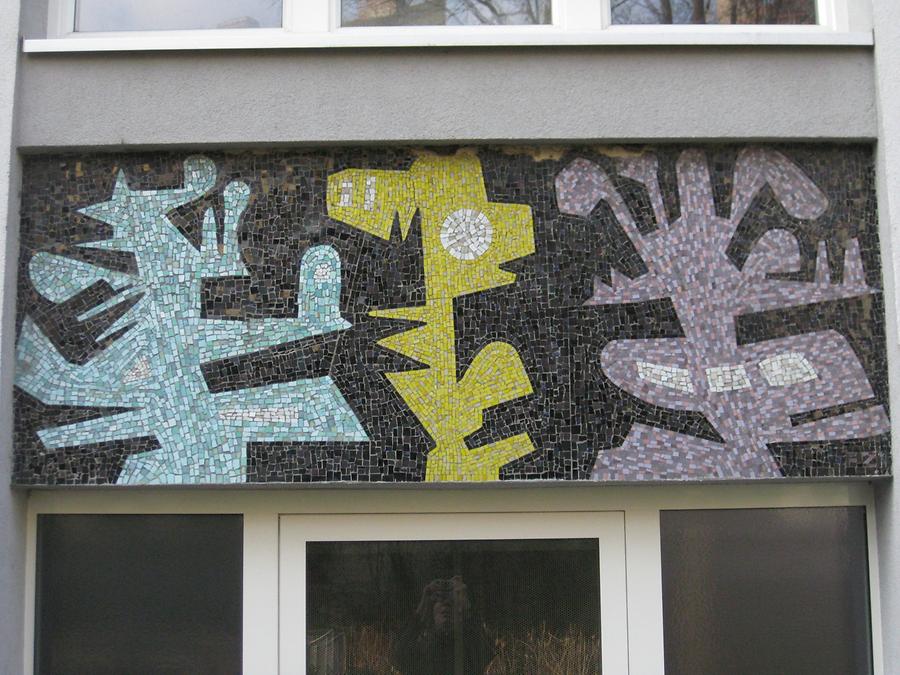Hauszeichenmosaik von Ferry Zotter