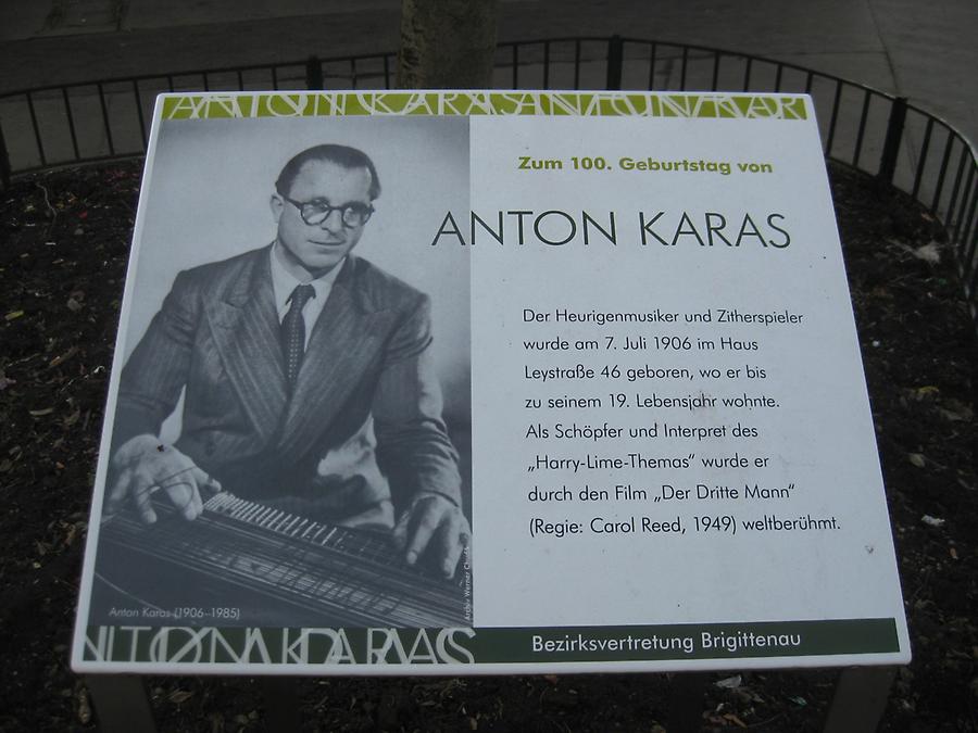 Anton Karas Gedenktafel