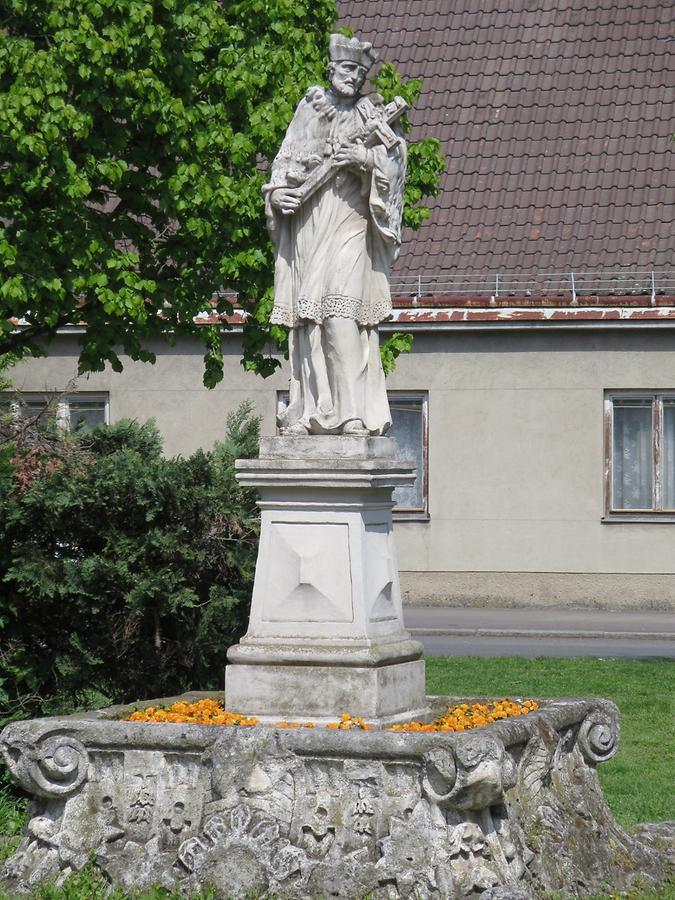 Hl. Johannes von Nepomuk-Statue