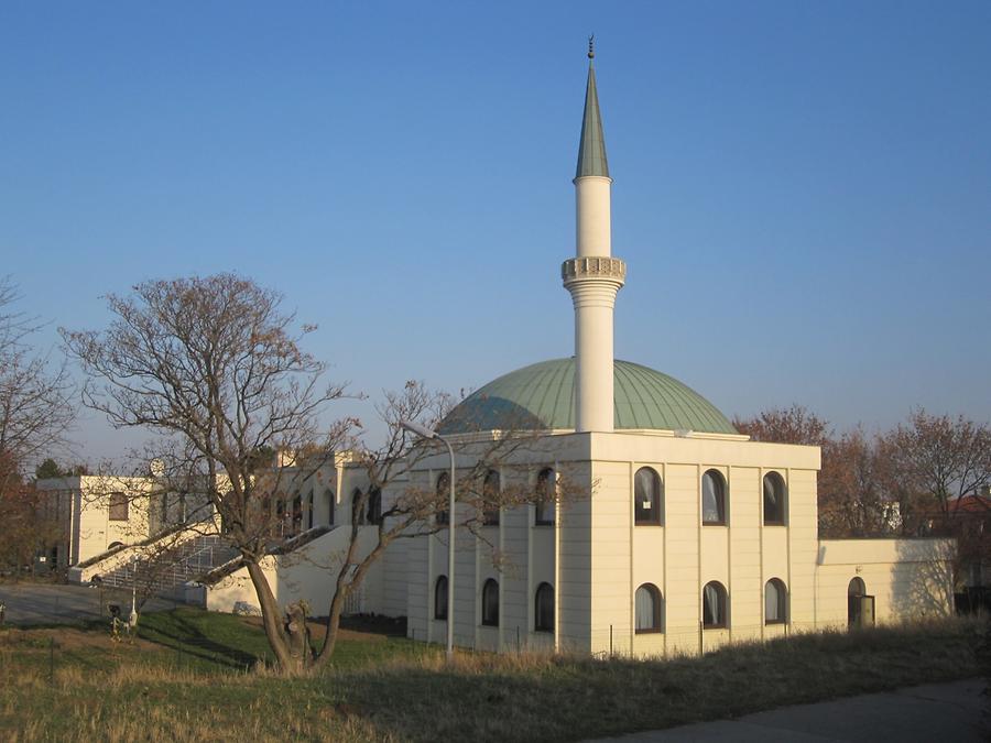 Moschee und Islamisches Zentrum Wien
