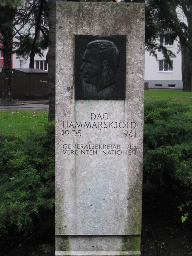 Dag Hammarsköld Denkmal von Luise Wolf 1963