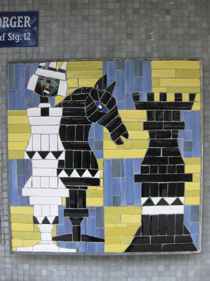 Mosaik 'Schachfiguren' von Hilde Leiter 1964