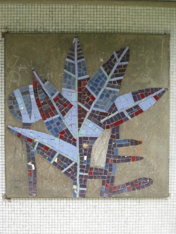 Mosaik 'Krokusse' von Otto F. Wagner 1967
