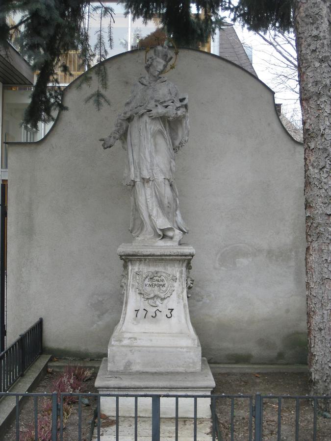 Hl. Johannes Nepomuk-Statue