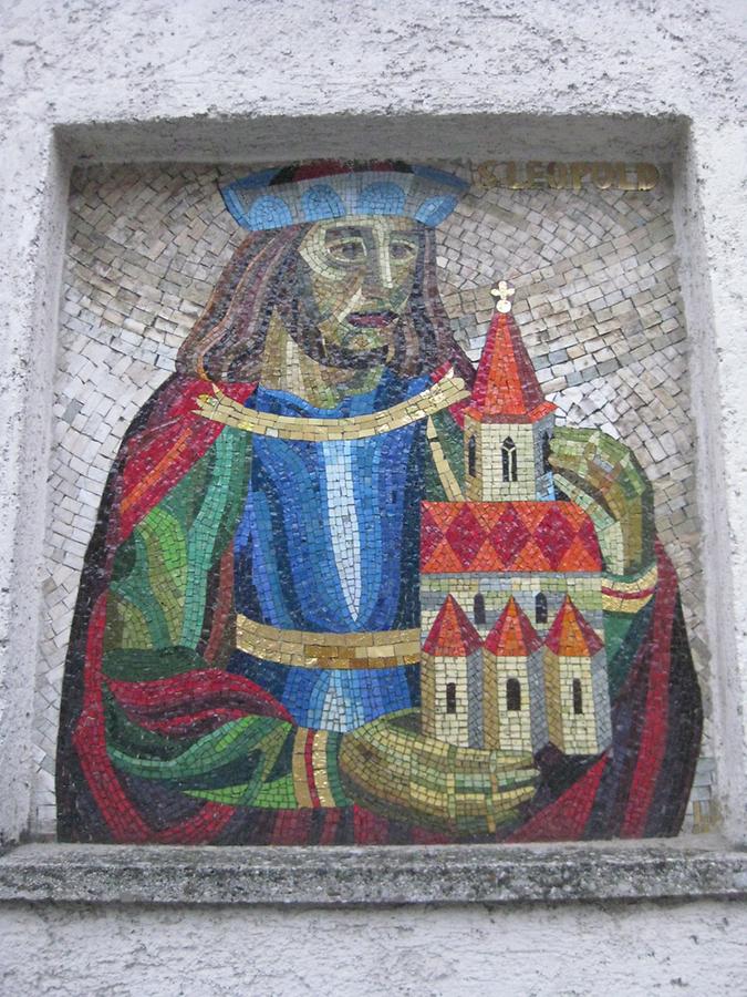 Mosaik (Westseite außen links) 'Hl. Leopold'