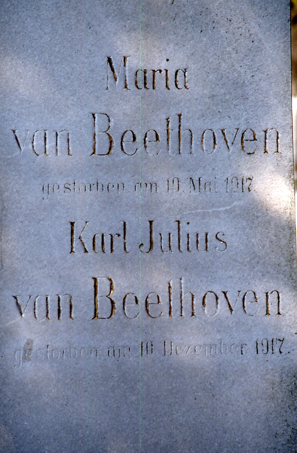 Maria Anna Philomena Beethoven und Karl Julius Johann Maria van Beethoven