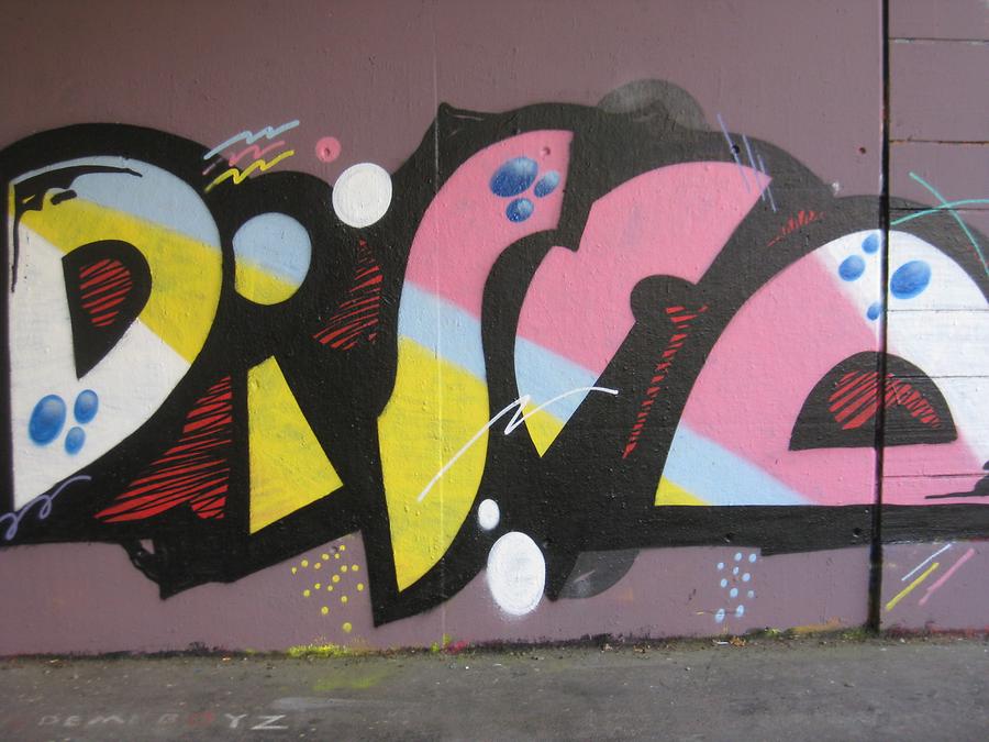 Graffito 'Disco' - Franz Josefs-Kai - Donaukanalradweg, 1010 Wien