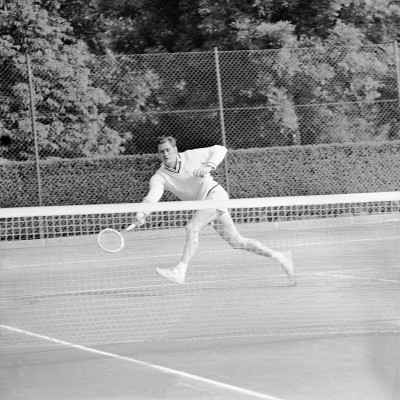 Hannes Androsch beim Tennisspielen, © IMAGNO/Barbara Pflaum