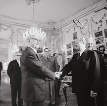 Bundeskanzler Kreisky bei der Angelobung durch Bundespräsident Jonas