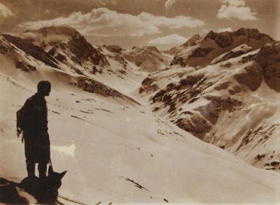 Skifahrer mit Hund, © IMAGNO/Austrian Archives
