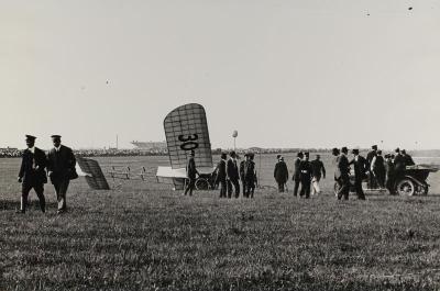 Flugvorführung in Aspern, © IMAGNO/Sammlung Hubmann