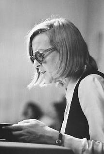 Die Schriftstellerin Ingeborg Bachmann (1)
