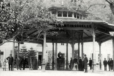 Die Konstantinquelle im Kurort Bad Gleichenberg, © IMAGNO/Austrian Archives