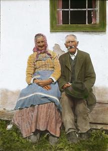 Altes Bauernpaar aus dem Triestingtal