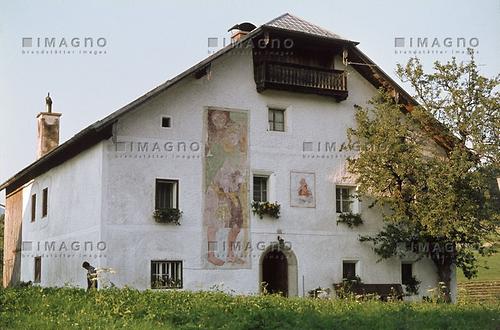 Altes Bauernhaus | Bauernhaus | Historische Bilder (IMAGNO) | Bilder im