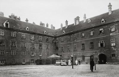 Schwarzspanierhaus, © IMAGNO/Austrian Archives