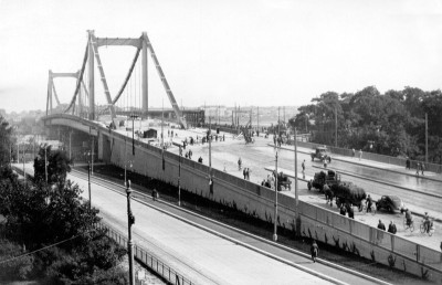 Fertigstellung der Reichsbrücke, © IMAGNO/Austrian Archives