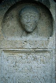 Detail aus einem röm. Grabmal in Carnuntum