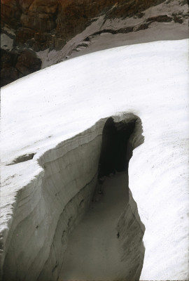 Dachstein: Gletscherspalte, © IMAGNO/Öst. Volkshochschularchiv