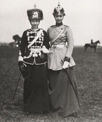 Kronprinzessin Cäcilie von Preussen und Prinzessin Viktoria-Luise, © IMAGNO/Austrian Archives