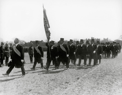 Vorbeimarsch der Veteranen, © IMAGNO/Austrian Archives