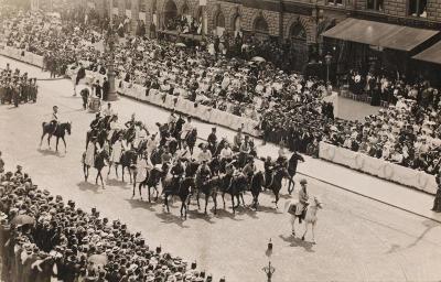 Festzug zum sechzigjährigen Regierungsjubiläum Kaiser Franz Josephs I., © IMAGNO/Austrian Archives