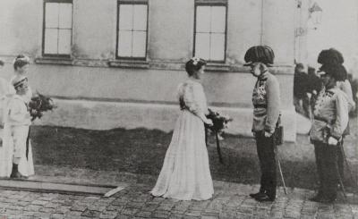 Kaiser Franz Joseph I. wird begrüßt, © IMAGNO/Sammlung Hubmann