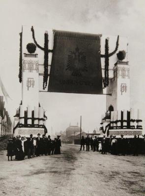 Triumphbogen in Prag, © IMAGNO/Sammlung Hubmann