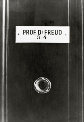 Ordinationstür Sigmund Freud, © IMAGNO/Austrian Archives