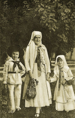 Gottscheer Tracht, © IMAGNO/Austrian Archives