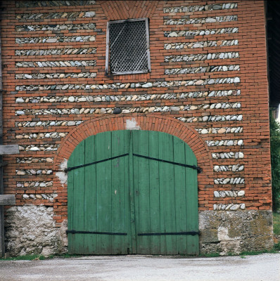 Bauernhaus mit Fassade in murus romanus-Technik, © IMAGNO/Franz Hubmann